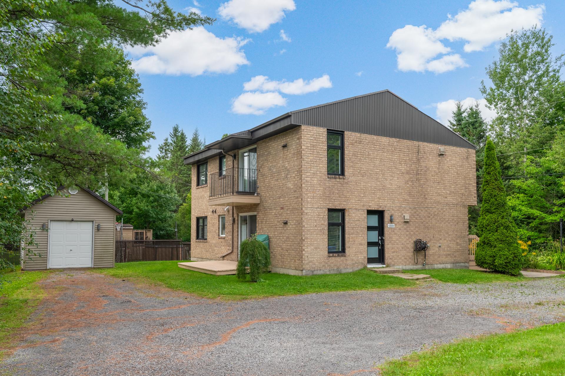 13693-13695 Boul. Valcartier — photo 1