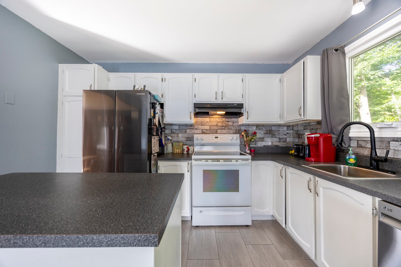 120 Rue Julien-Brousseau — photo 2
