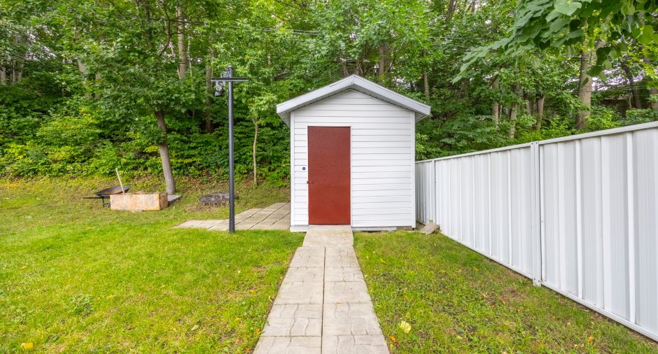 Shed
