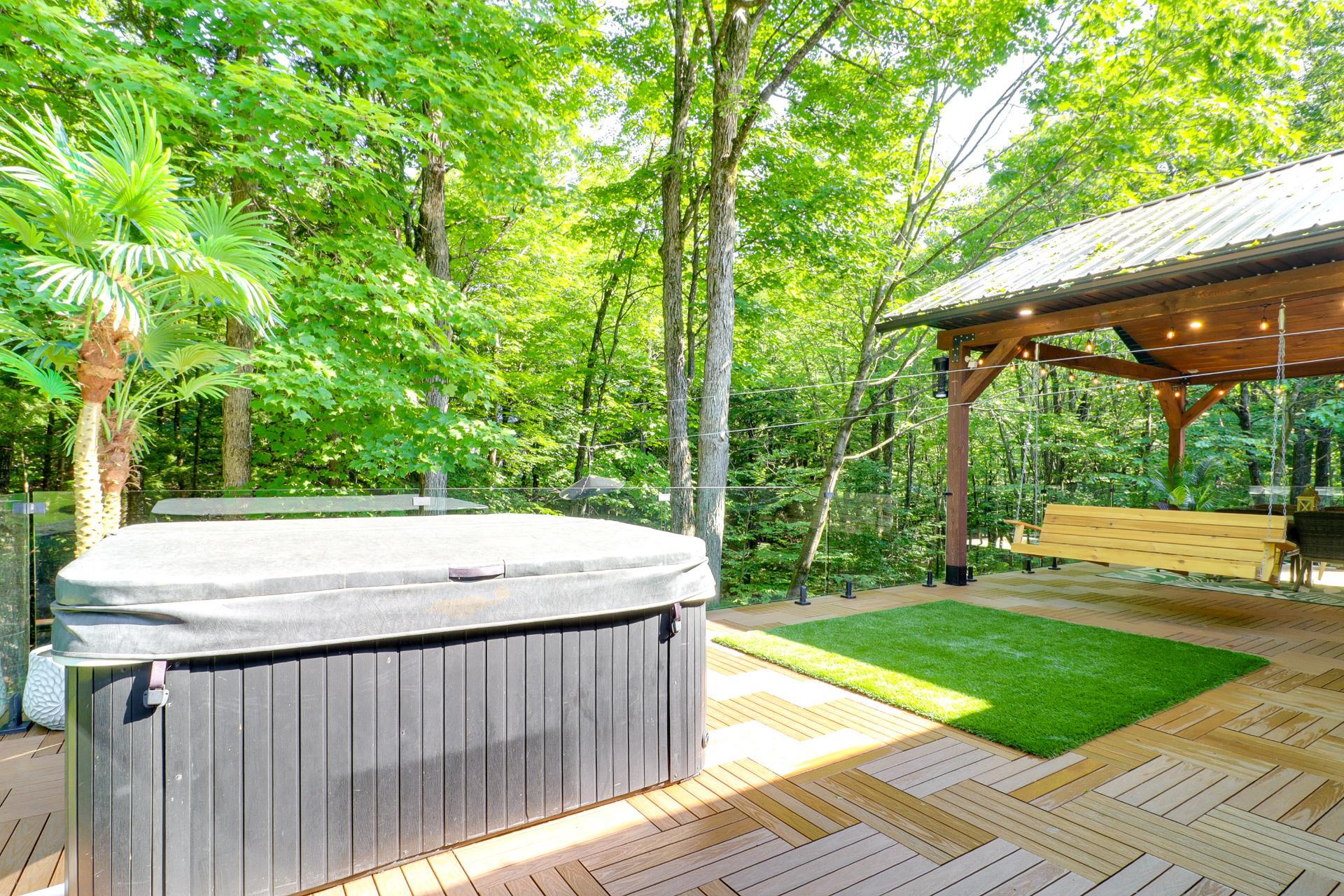 Hot tub