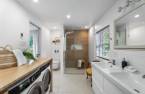 Ensuite bathroom