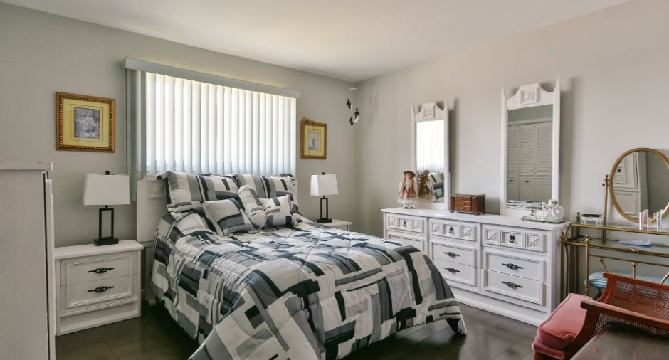 Primary bedroom