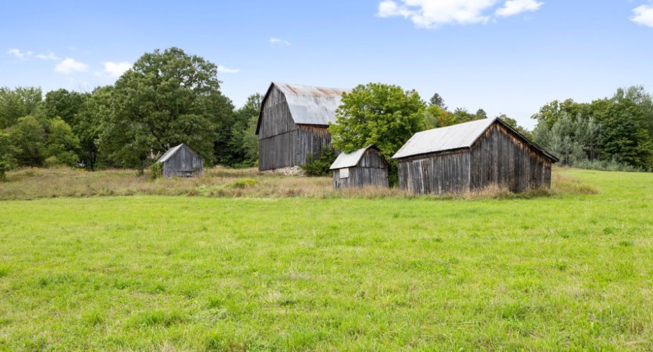 Barn
