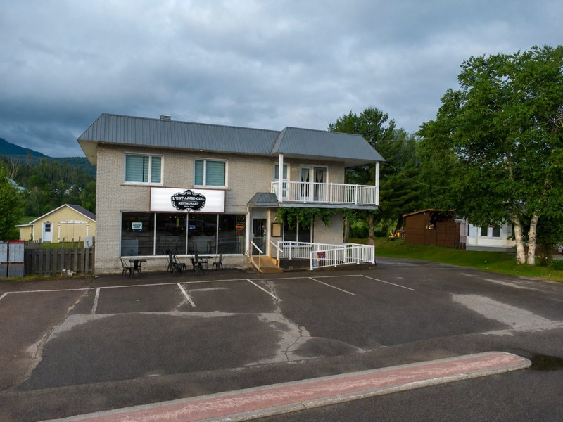 Local commercial à vendre à L'Anse-Saint-Jean — 150 - 150A, Route 170