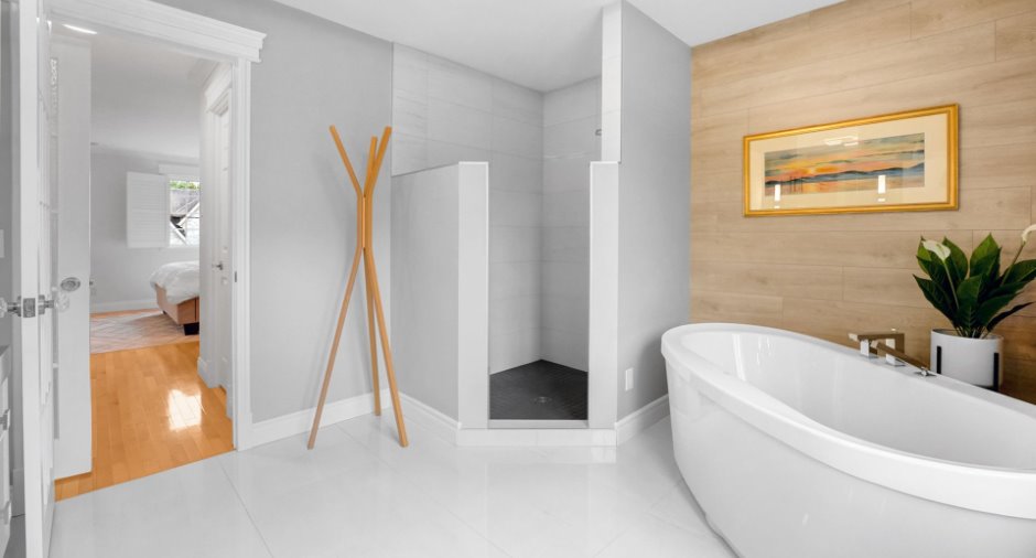 Salle de bains attenante à la CCP