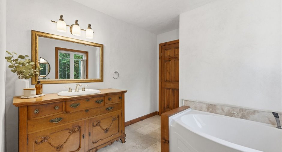 Salle de bains attenante à la CCP