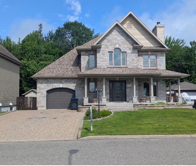 361 Rue René-Richard — photo 1
