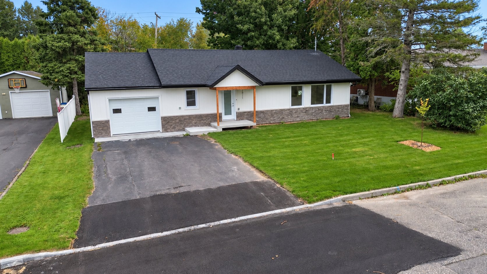 1911 Av. Lamountain — photo 1