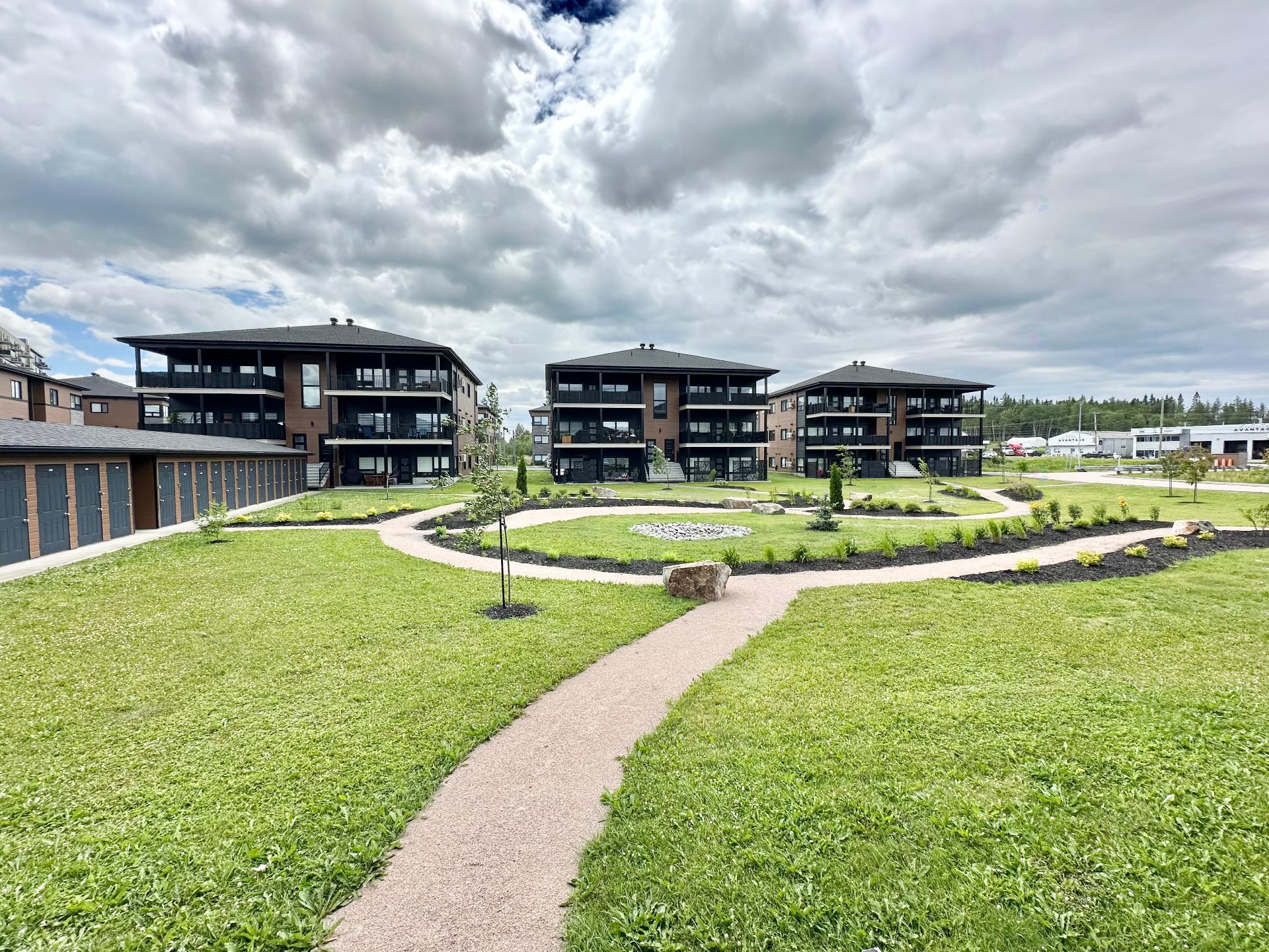 111 Dom. sur le Golf (#F) — photo 3
