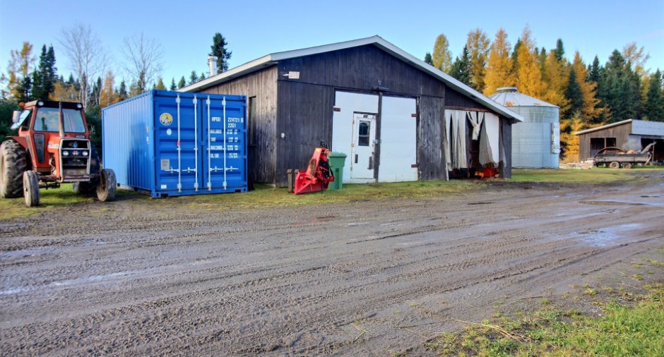 Garage