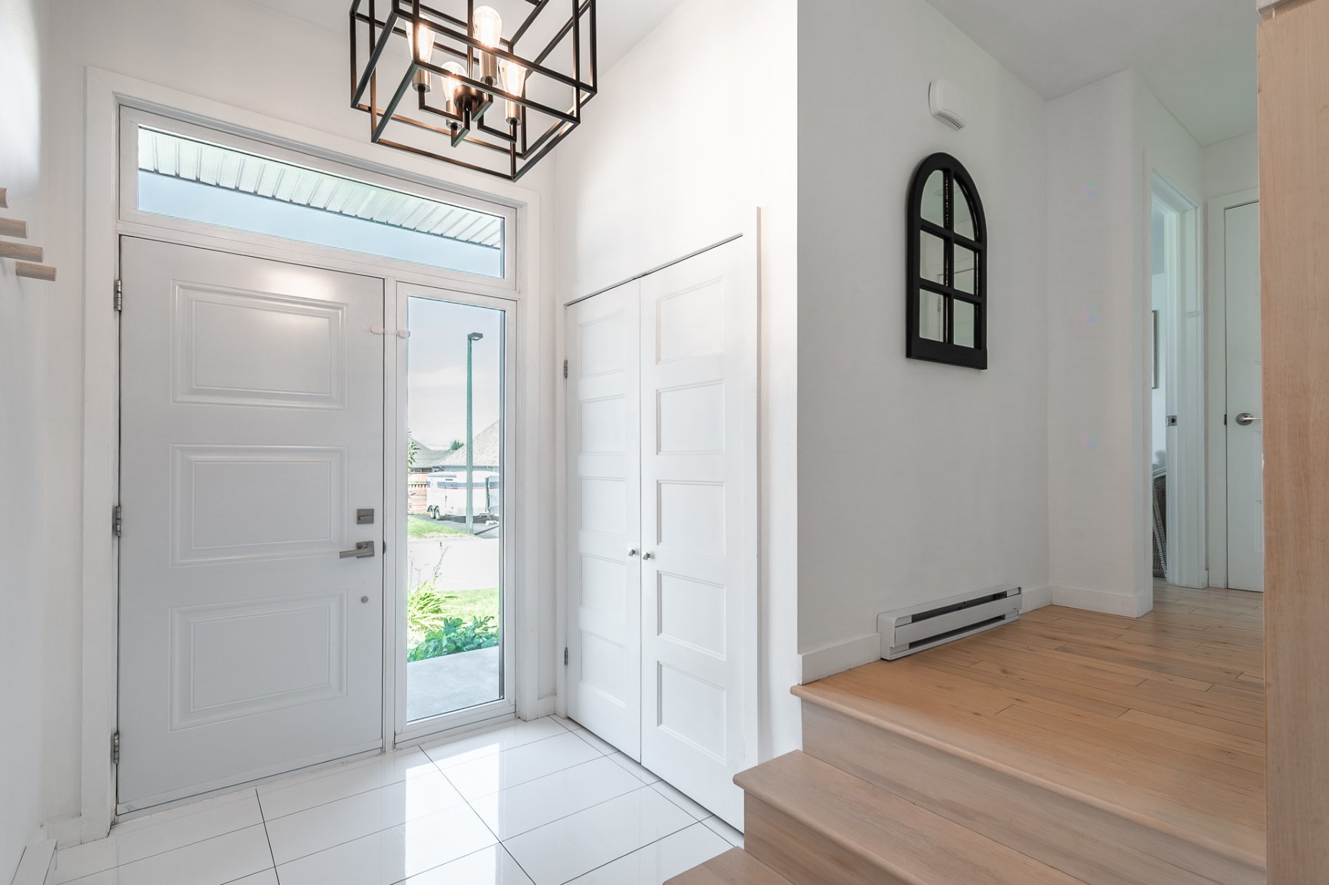 685 Rue Forest — photo 3