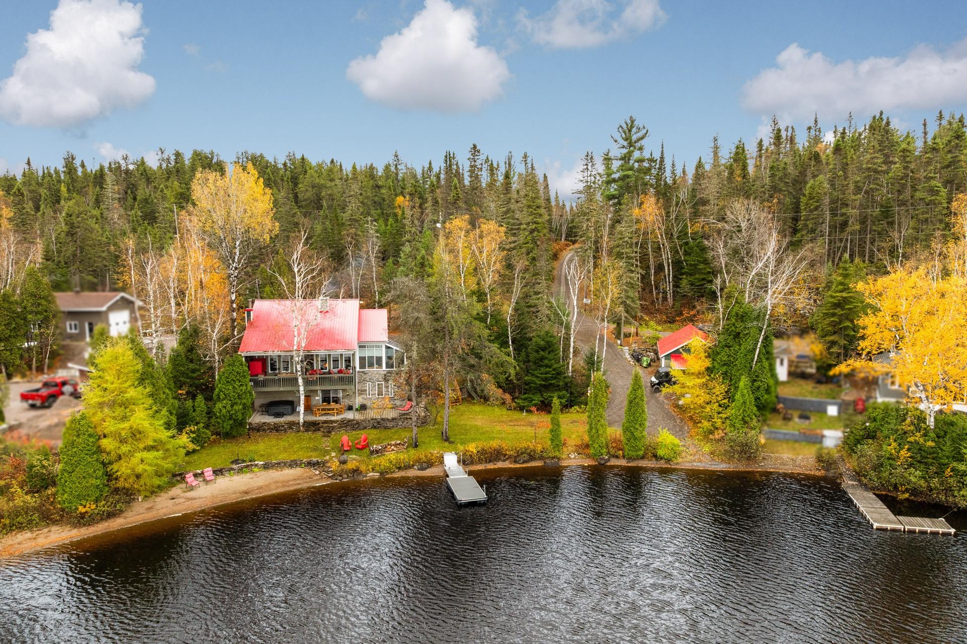 30 1er chemin du Lac-Ambroise — photo 1