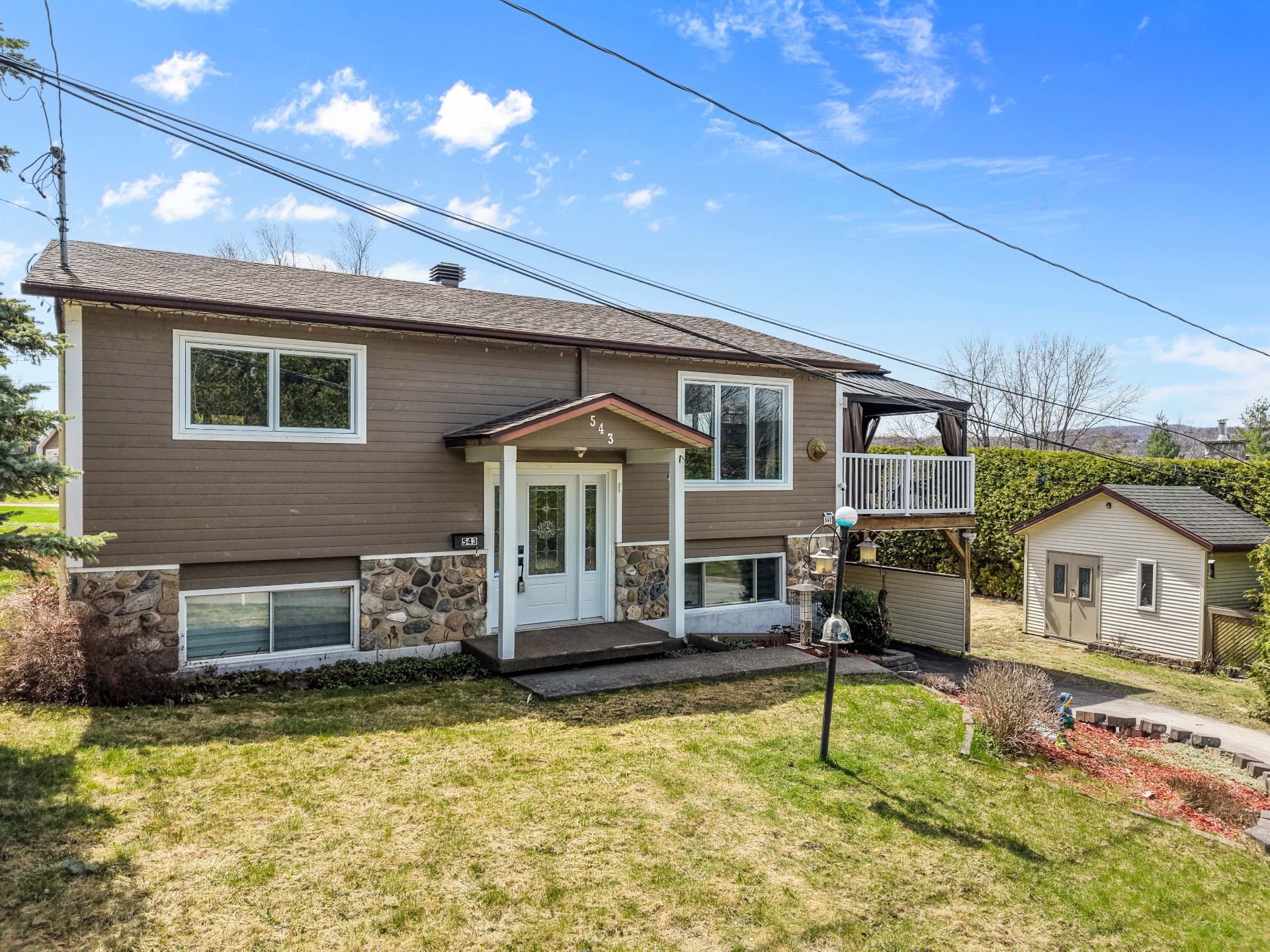 543 Rue Chevrier — photo 3