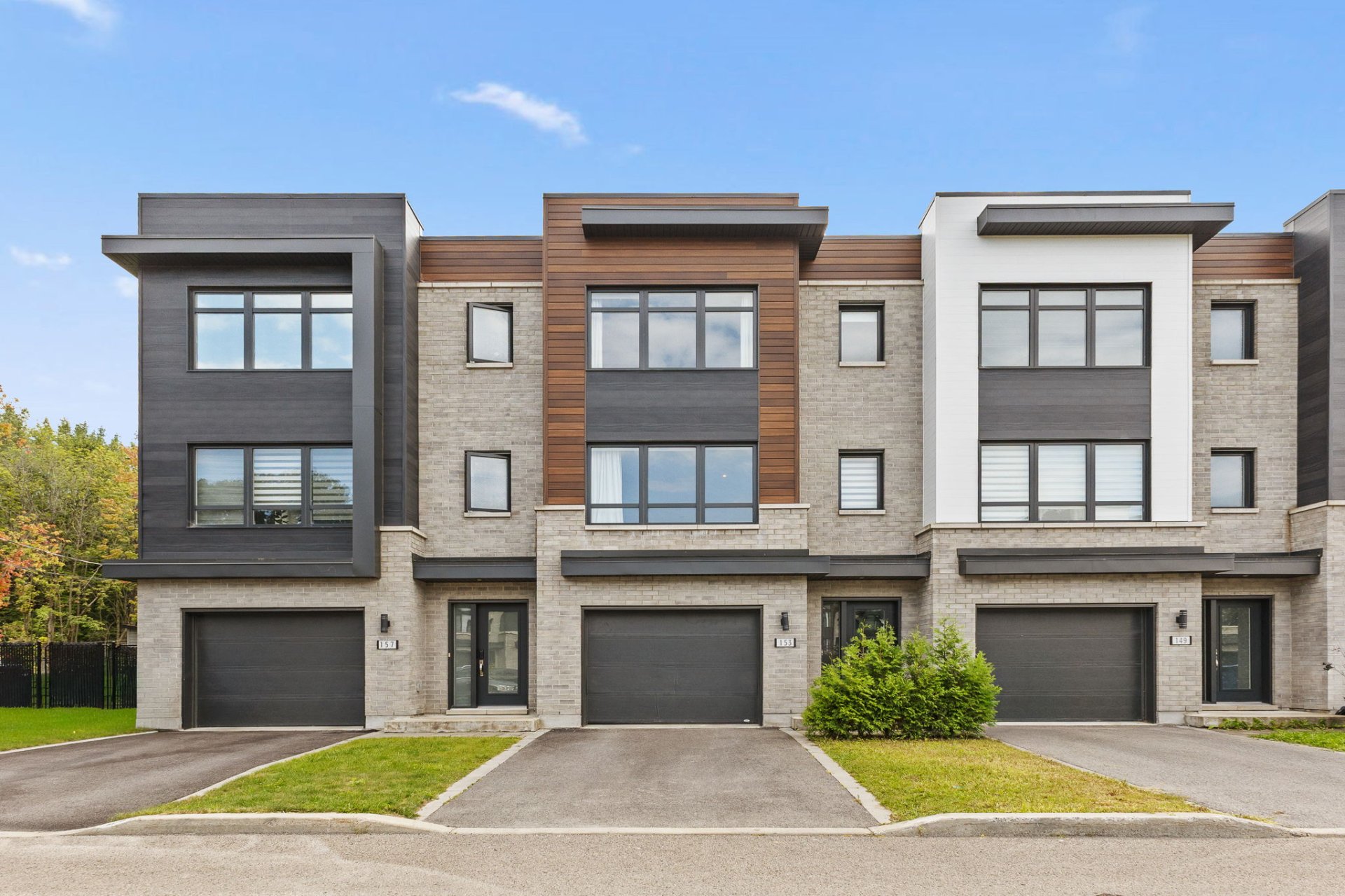 153 Rue Stephen-Hawking — photo 1
