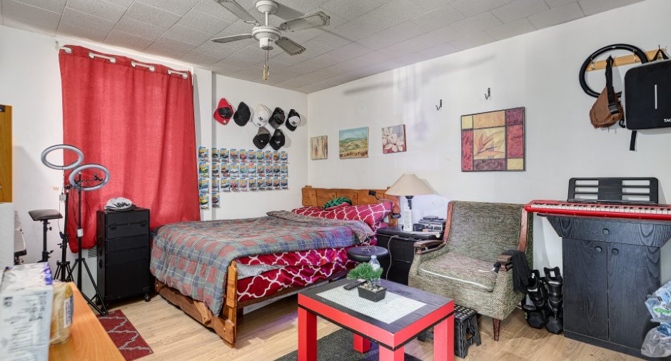 Bedroom