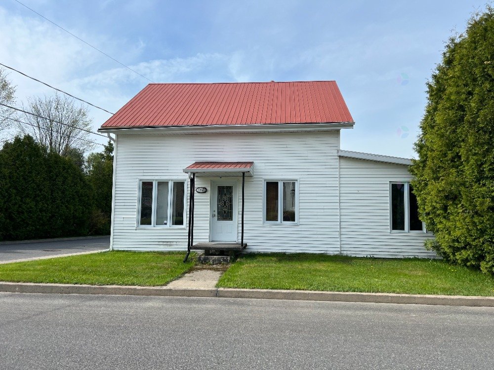 2855 2e Avenue O. — photo 1