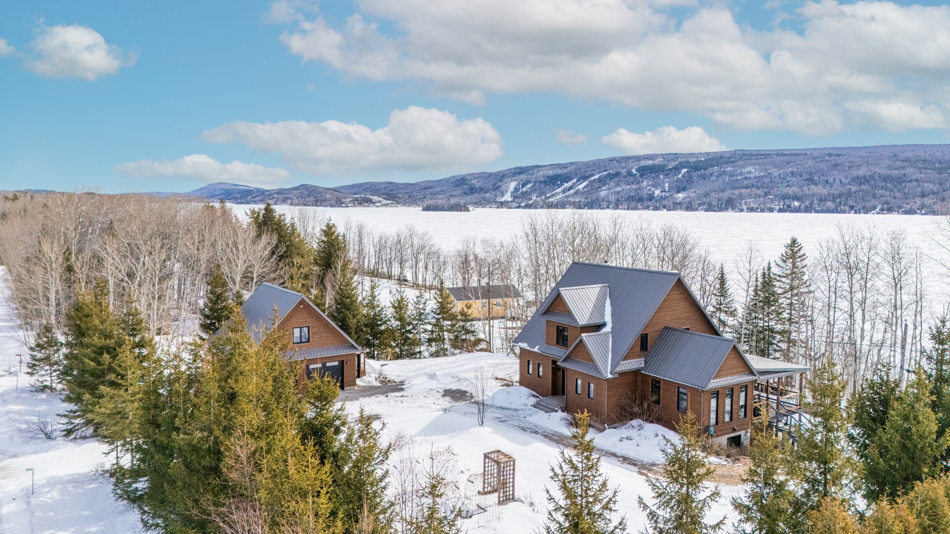 Maison à étages à vendre, Saint-Mathieu-de-Rioux