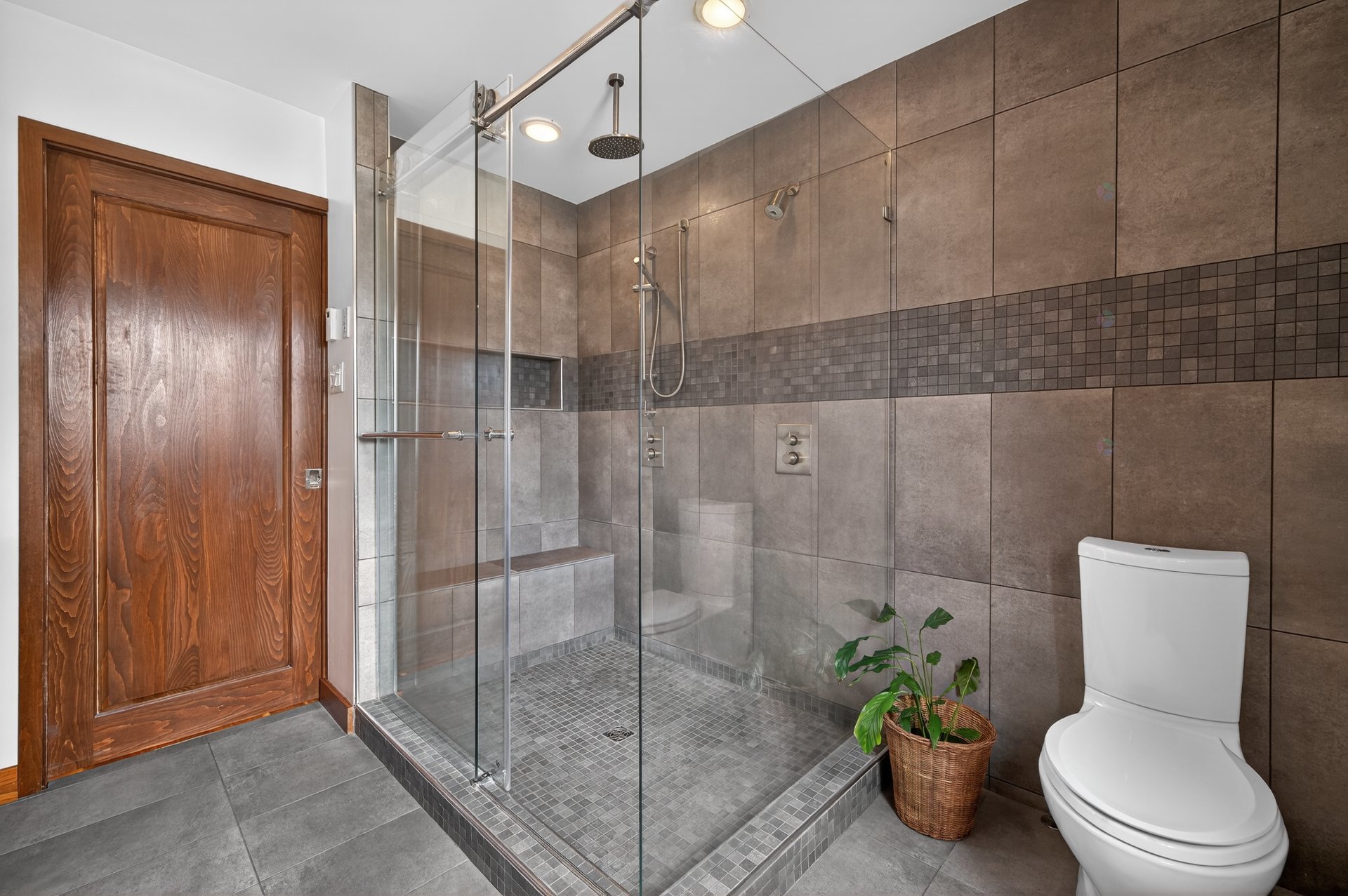 Salle de bains attenante à la CCP