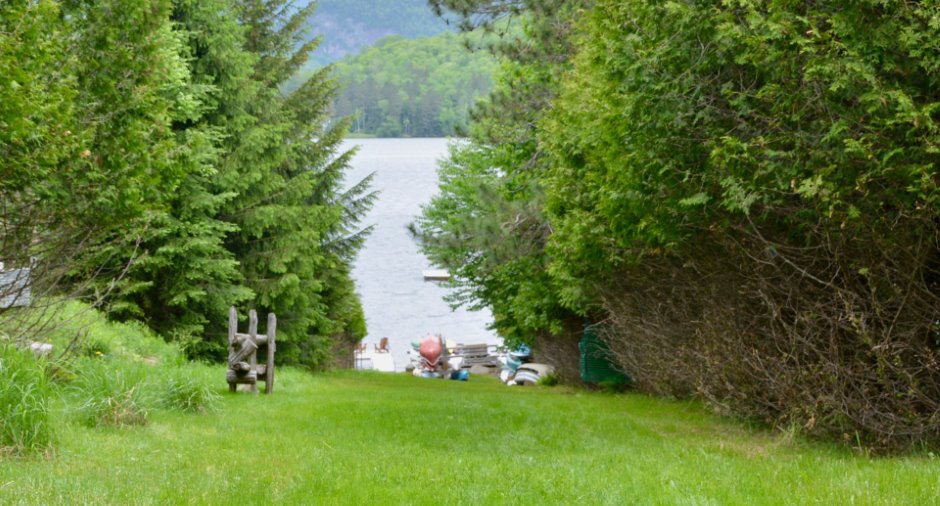 Accès au plan d'eau