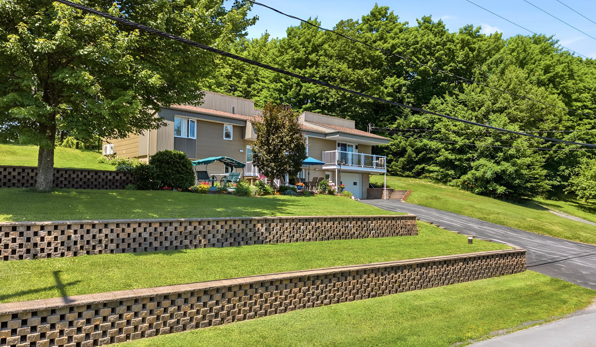 142 1re Avenue — photo 3