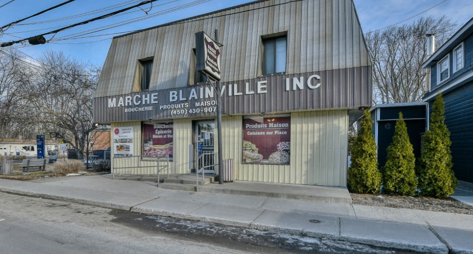 Façade