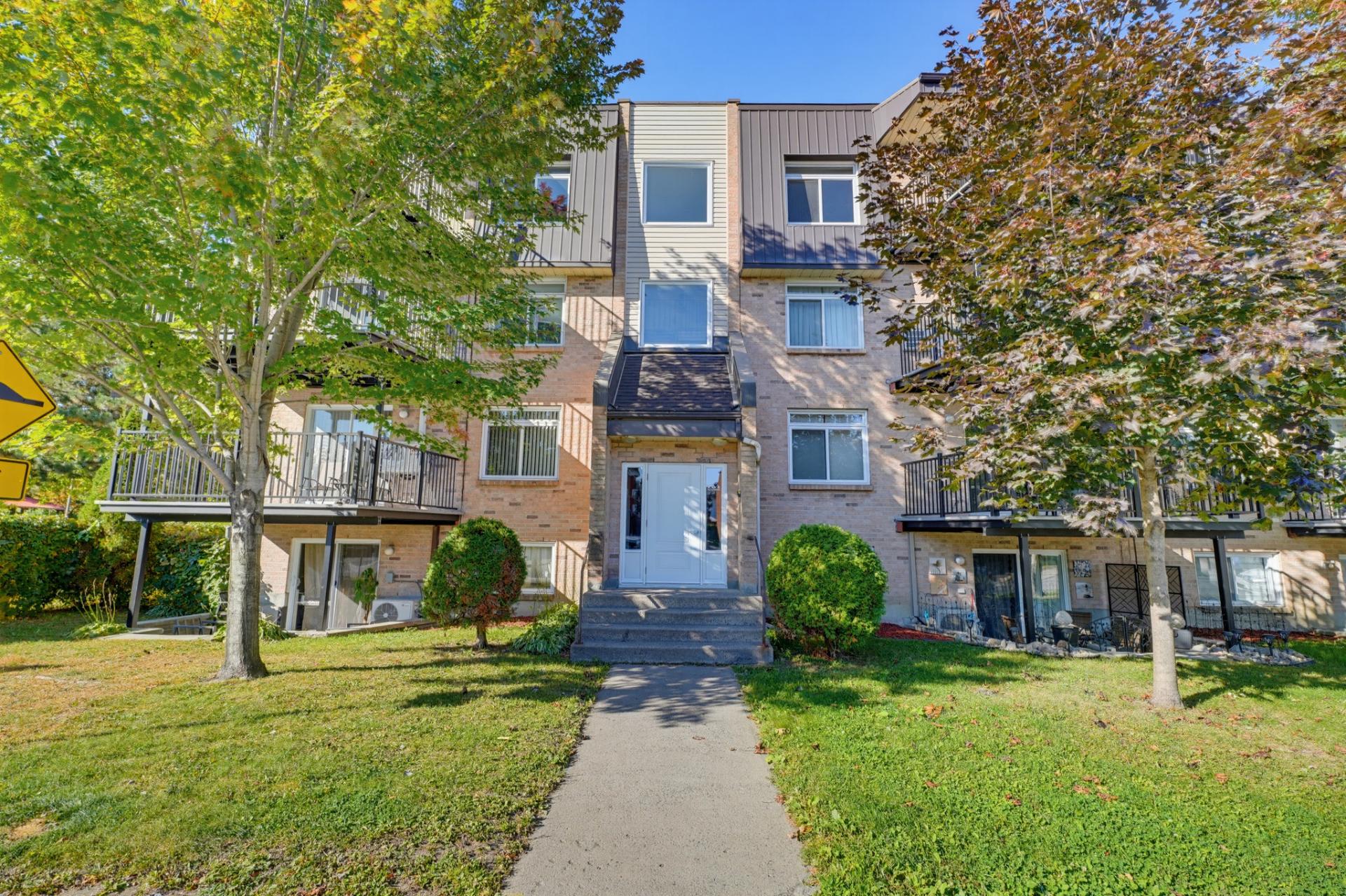 181 Rue Mutchmore (#8) — photo 1