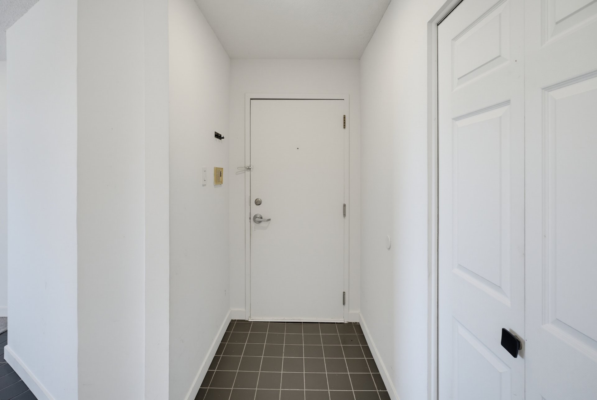 181 Rue Mutchmore (#8) — photo 3