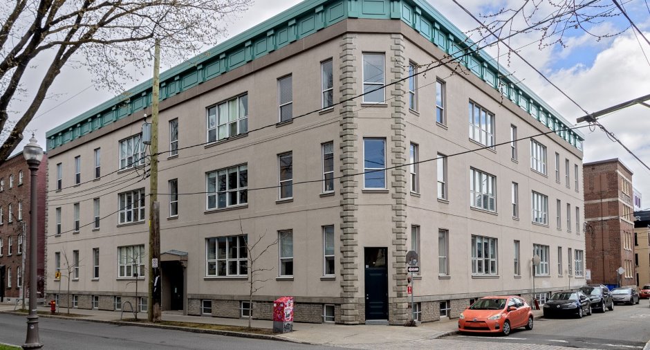 Façade
