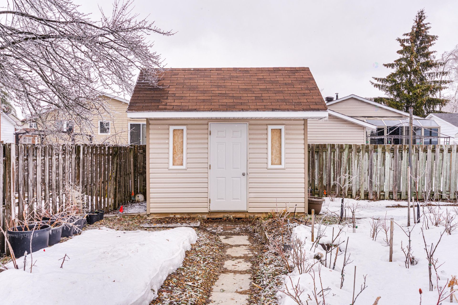 Shed