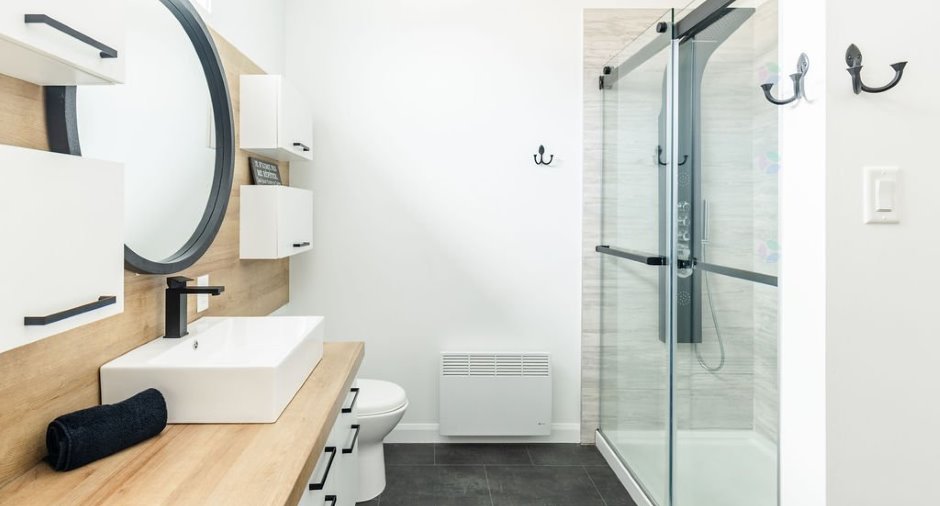Salle de bains attenante à la CCP
