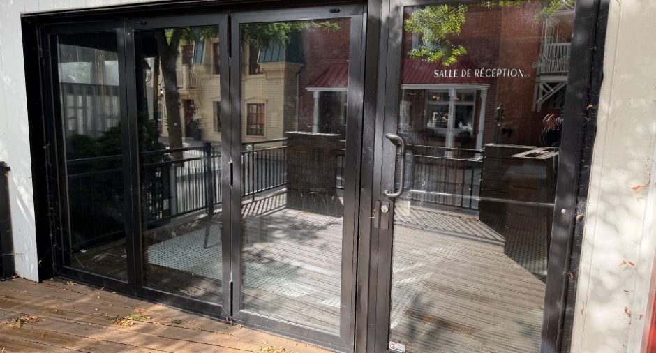 Entrée extérieure