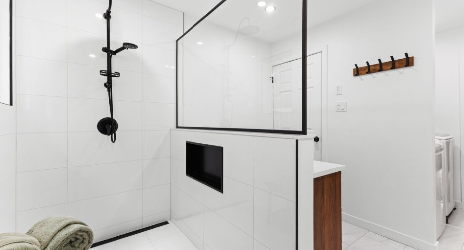 Salle de bains attenante à la CCP