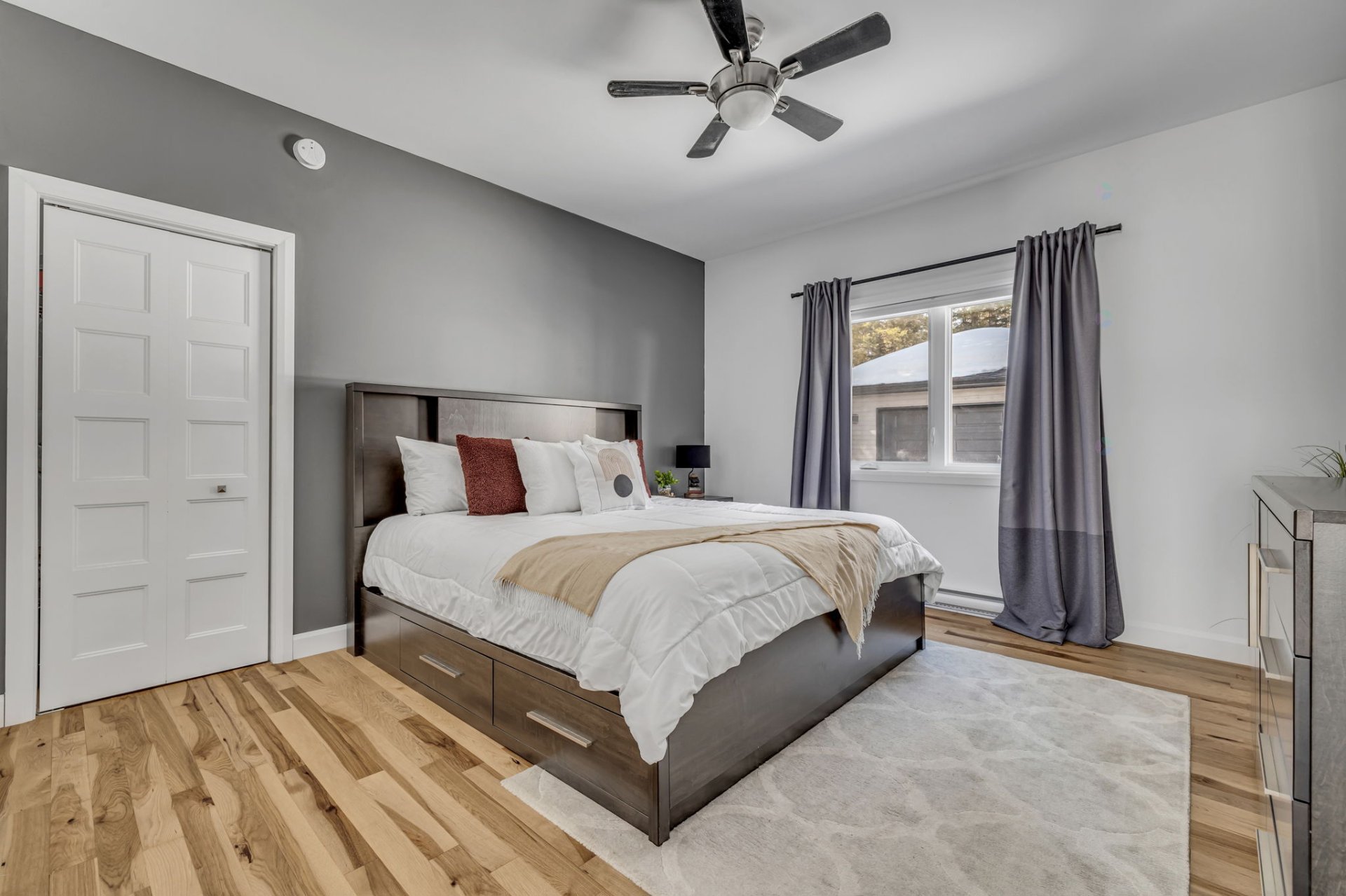 Chambre à coucher principale