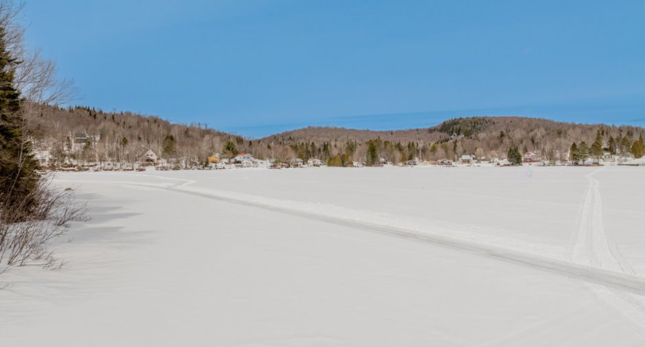 Vue sur l'eau