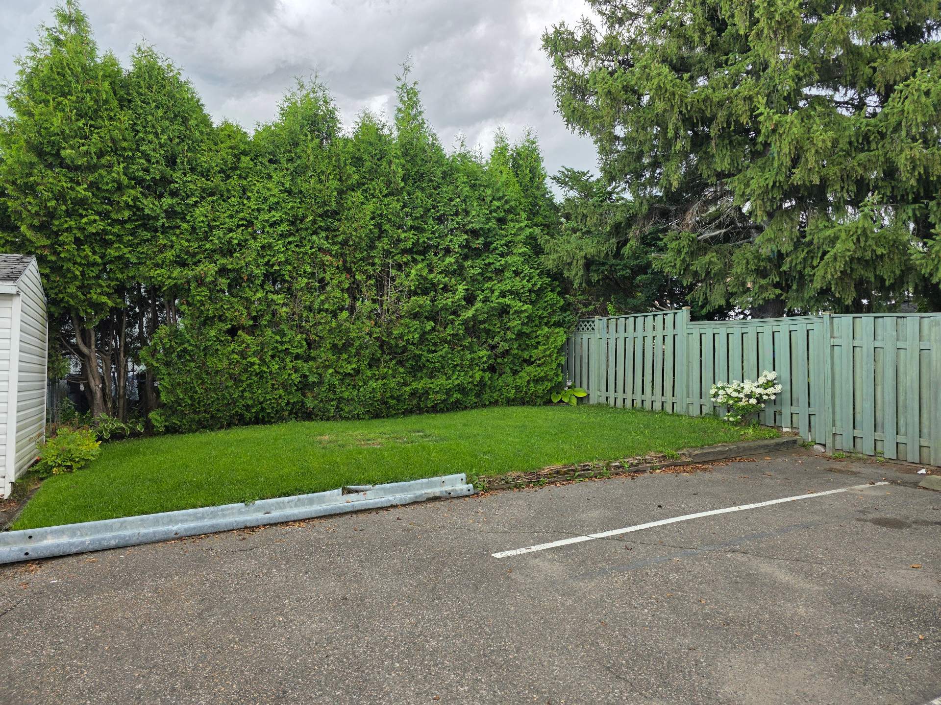 1355 Boul. du Saguenay E. — photo 3