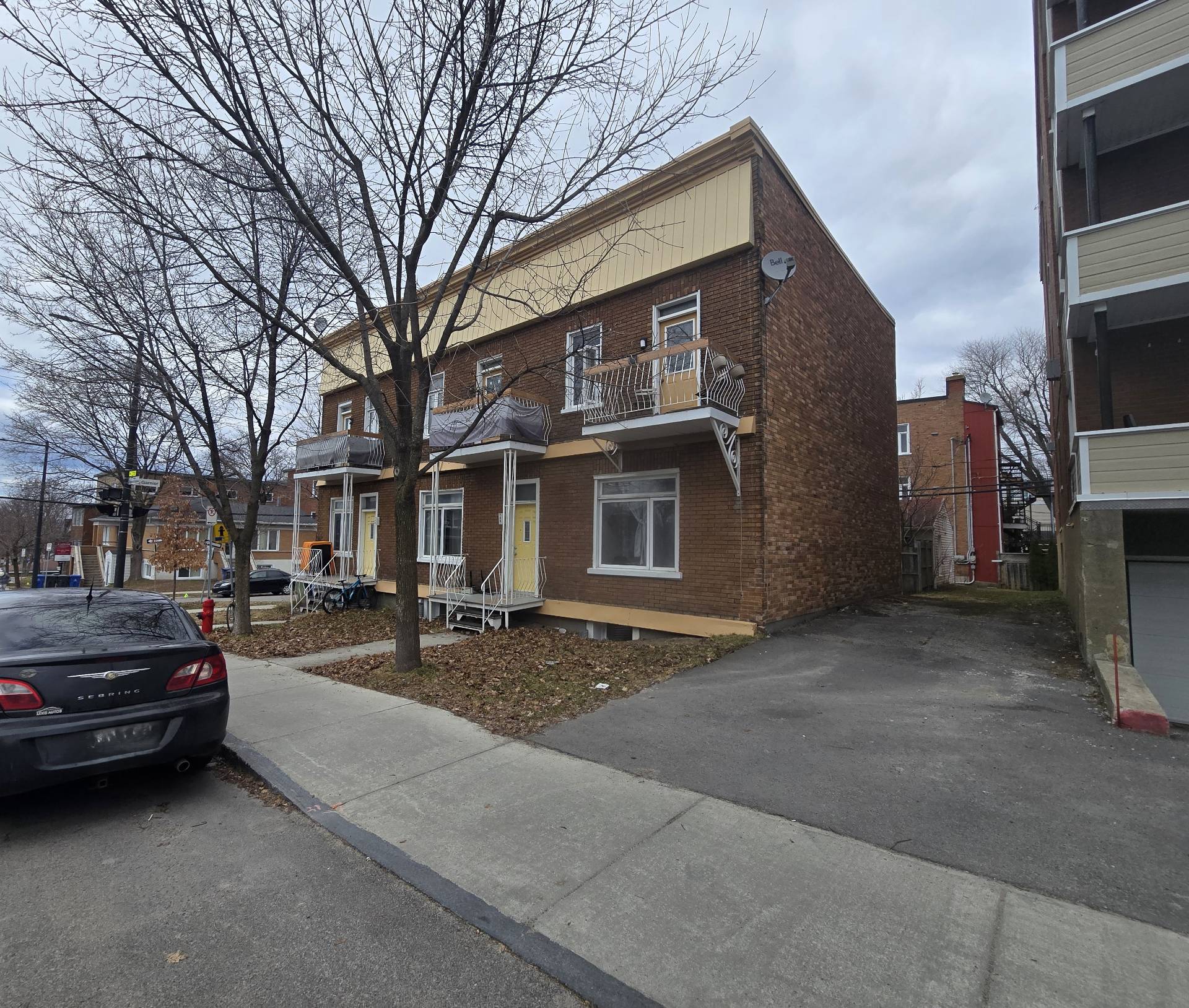 715-745 Av. Marguerite-Bourgeoys — photo 3
