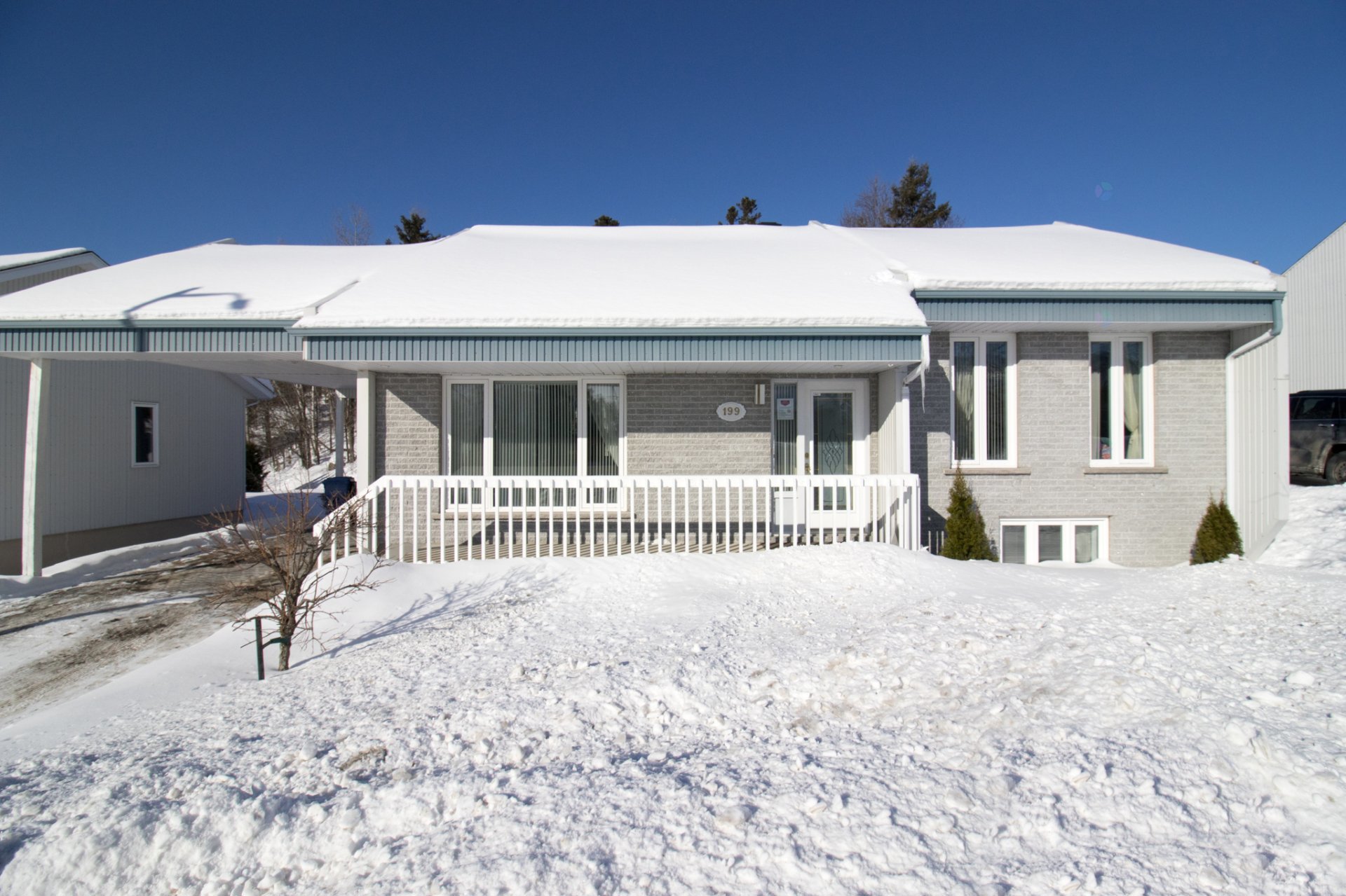 Maison à paliers multiples à vendre, Saguenay