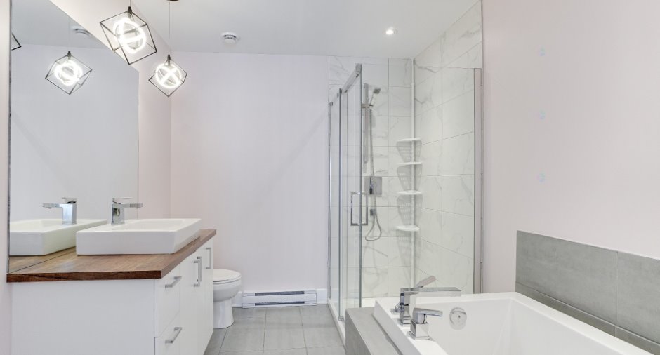 Salle de bains attenante à la CCP