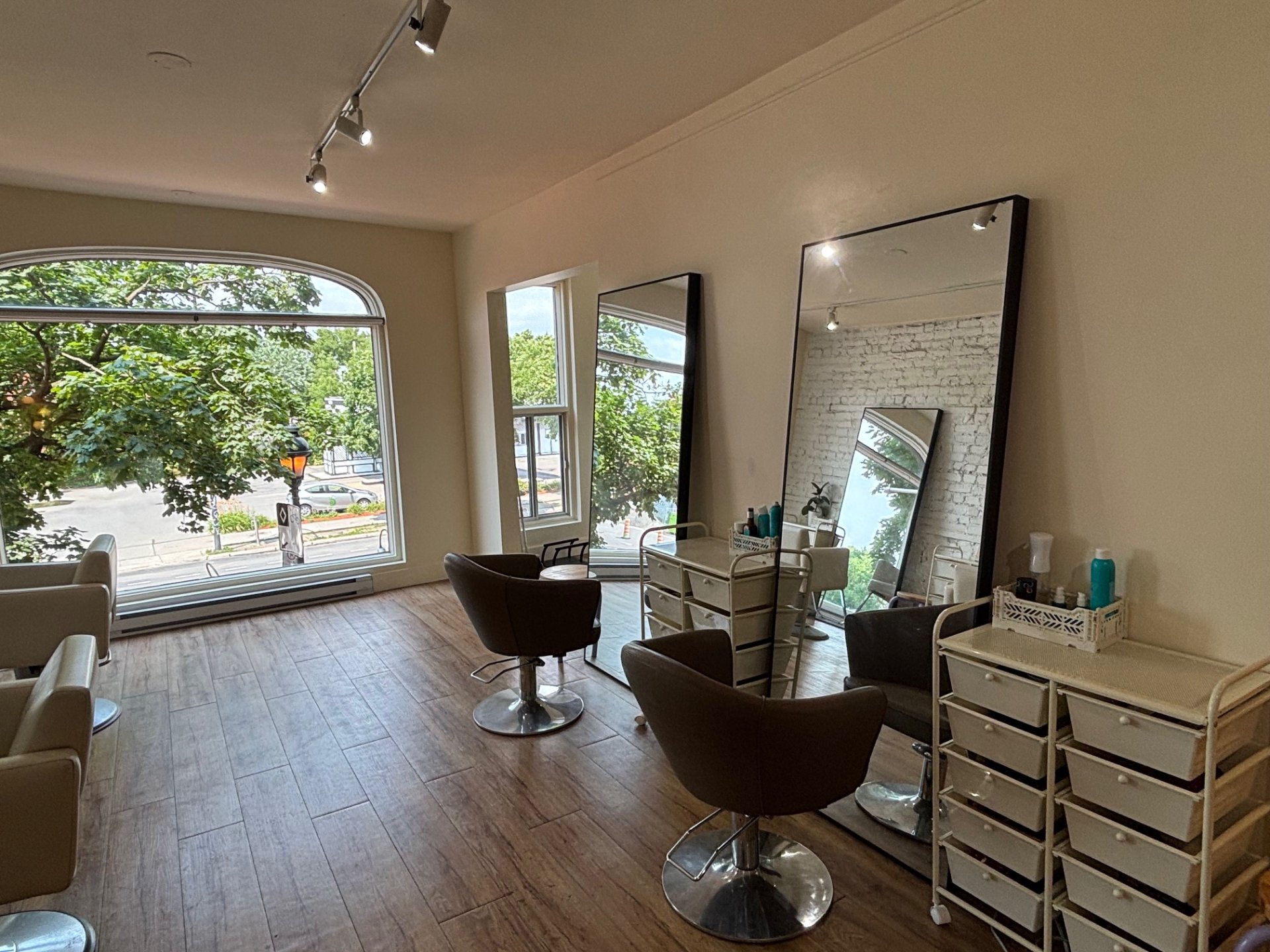 Salon