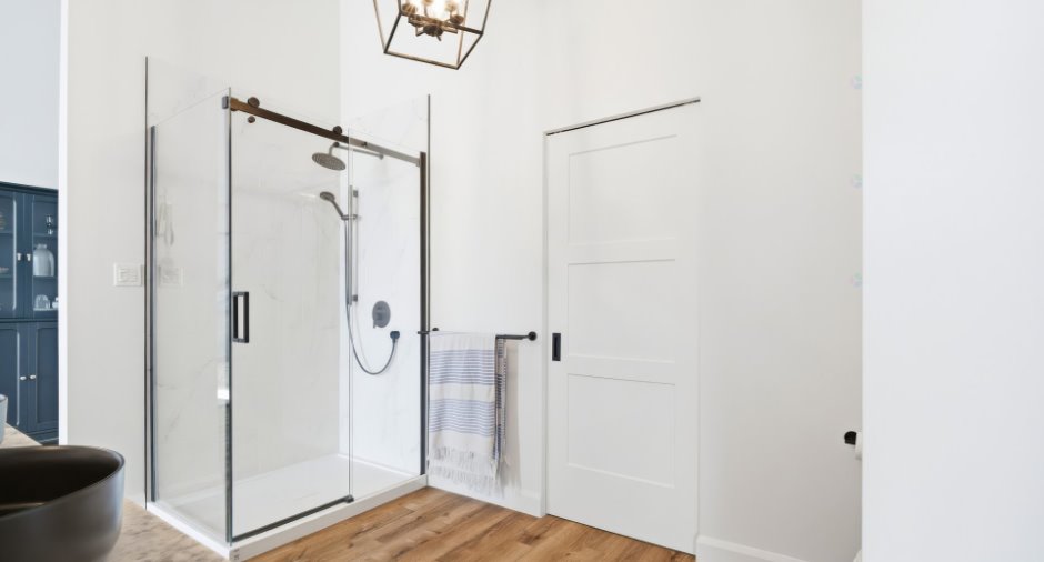 Salle de bains attenante à la CCP
