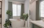 Ensuite bathroom