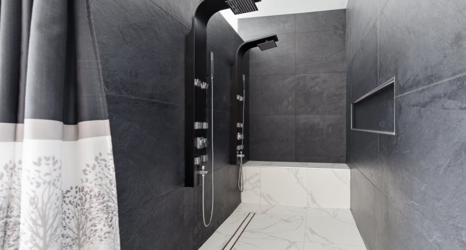 Salle de bains attenante à la CCP
