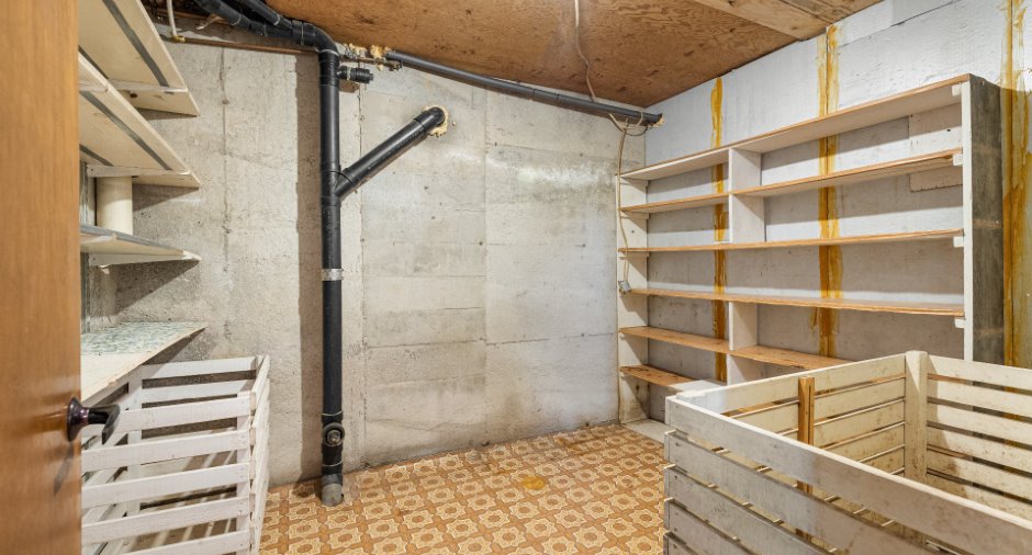 Cave/ chambre froide