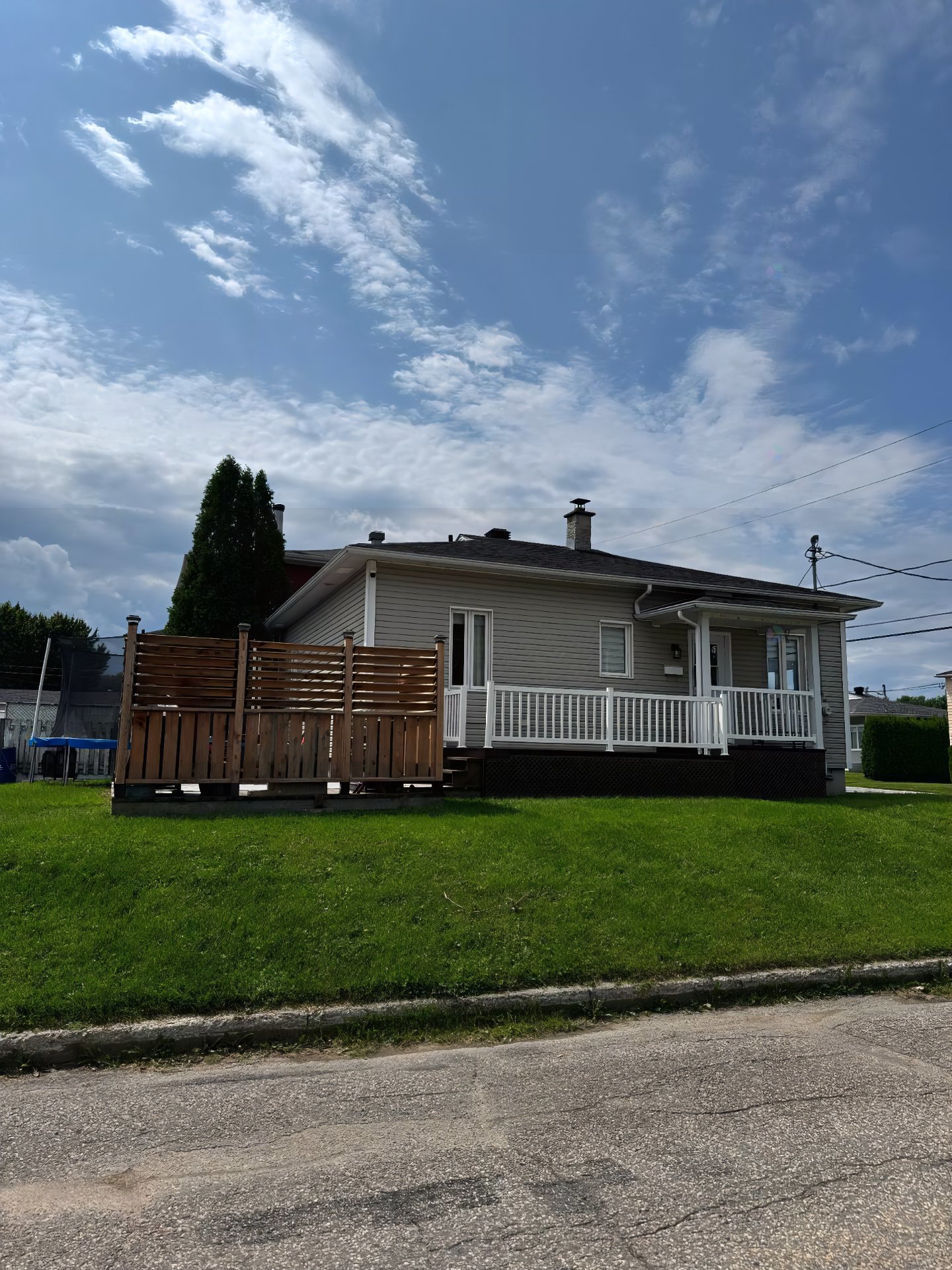 1731 Rue Launière — photo 2