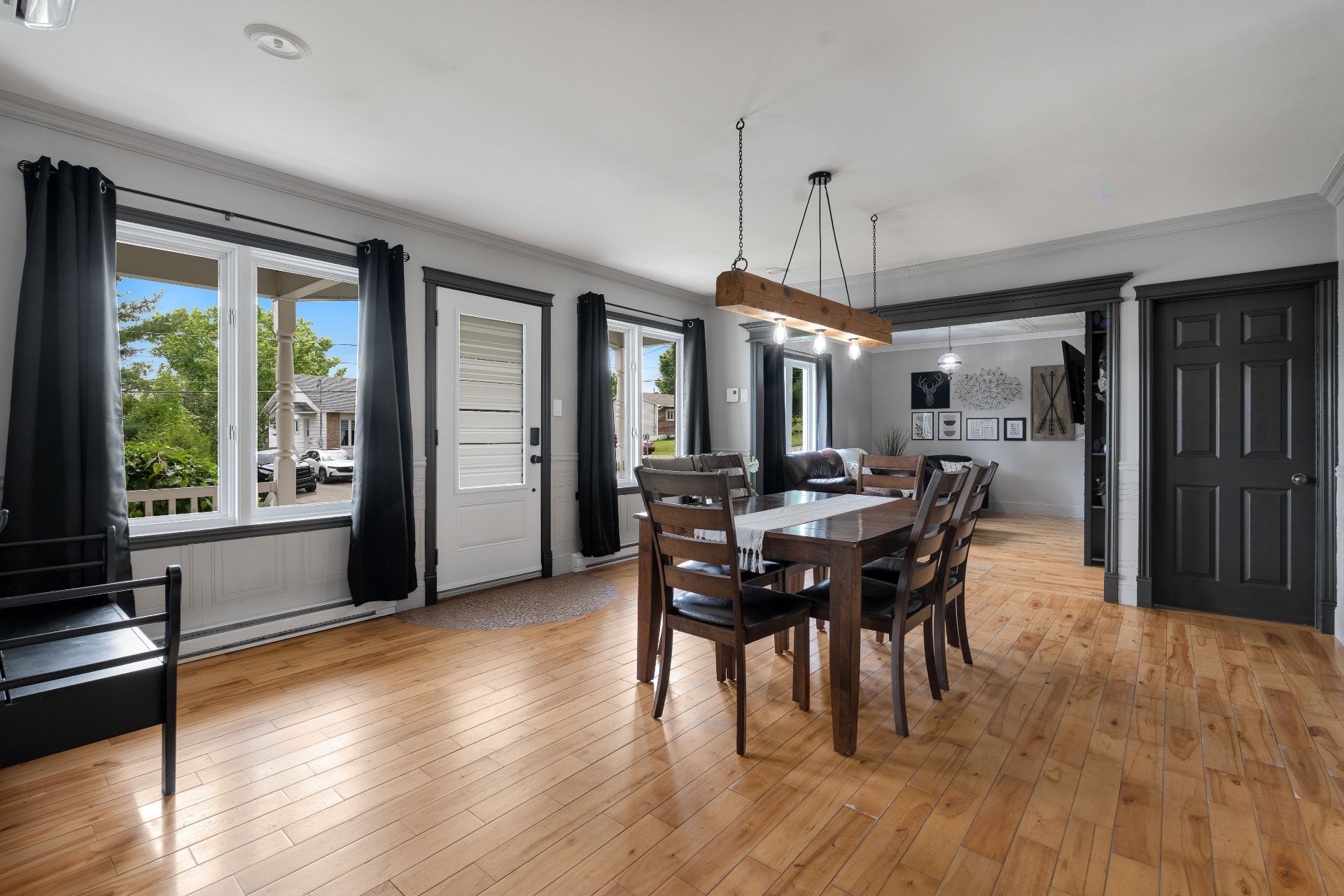 119 Rue Bibeau — photo 3