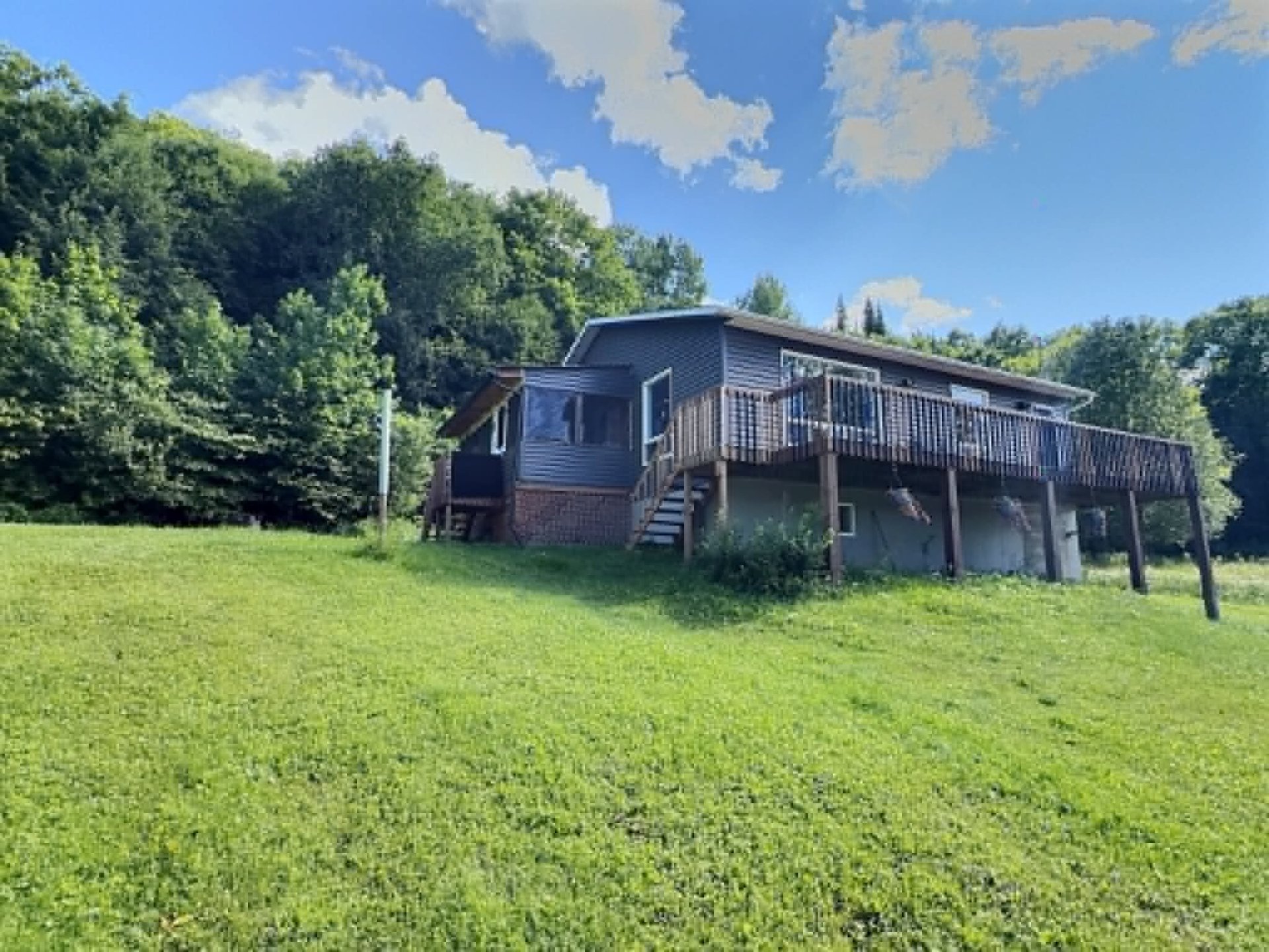 1258 Ch. du Ruisseau-Serpent — photo 1
