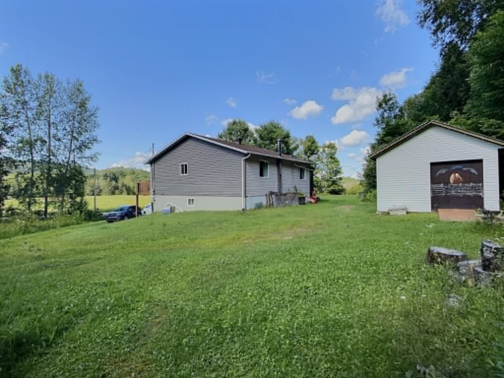1258 Ch. du Ruisseau-Serpent — photo 2