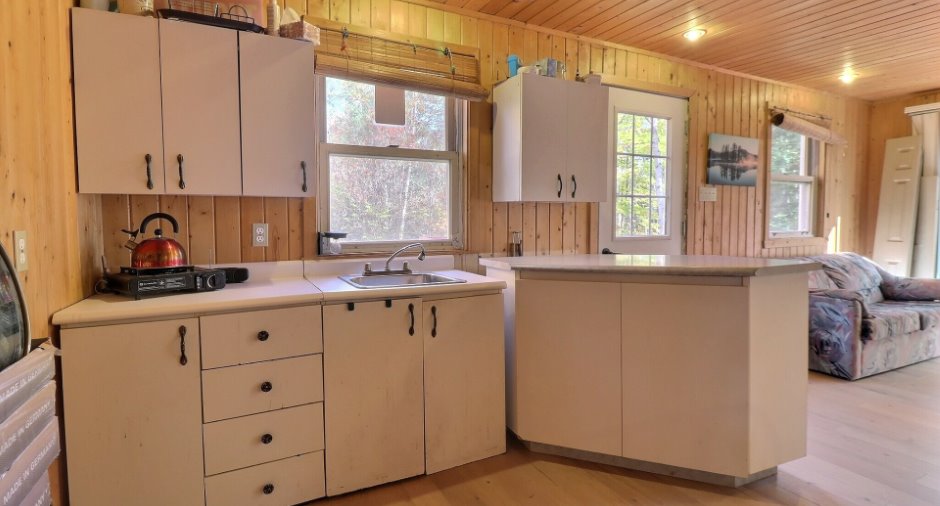 Kitchenette