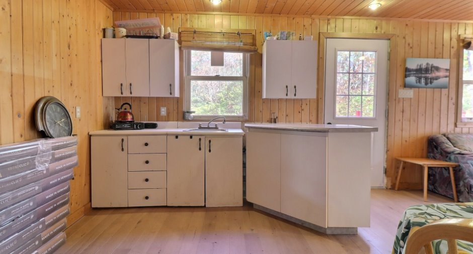 Kitchenette