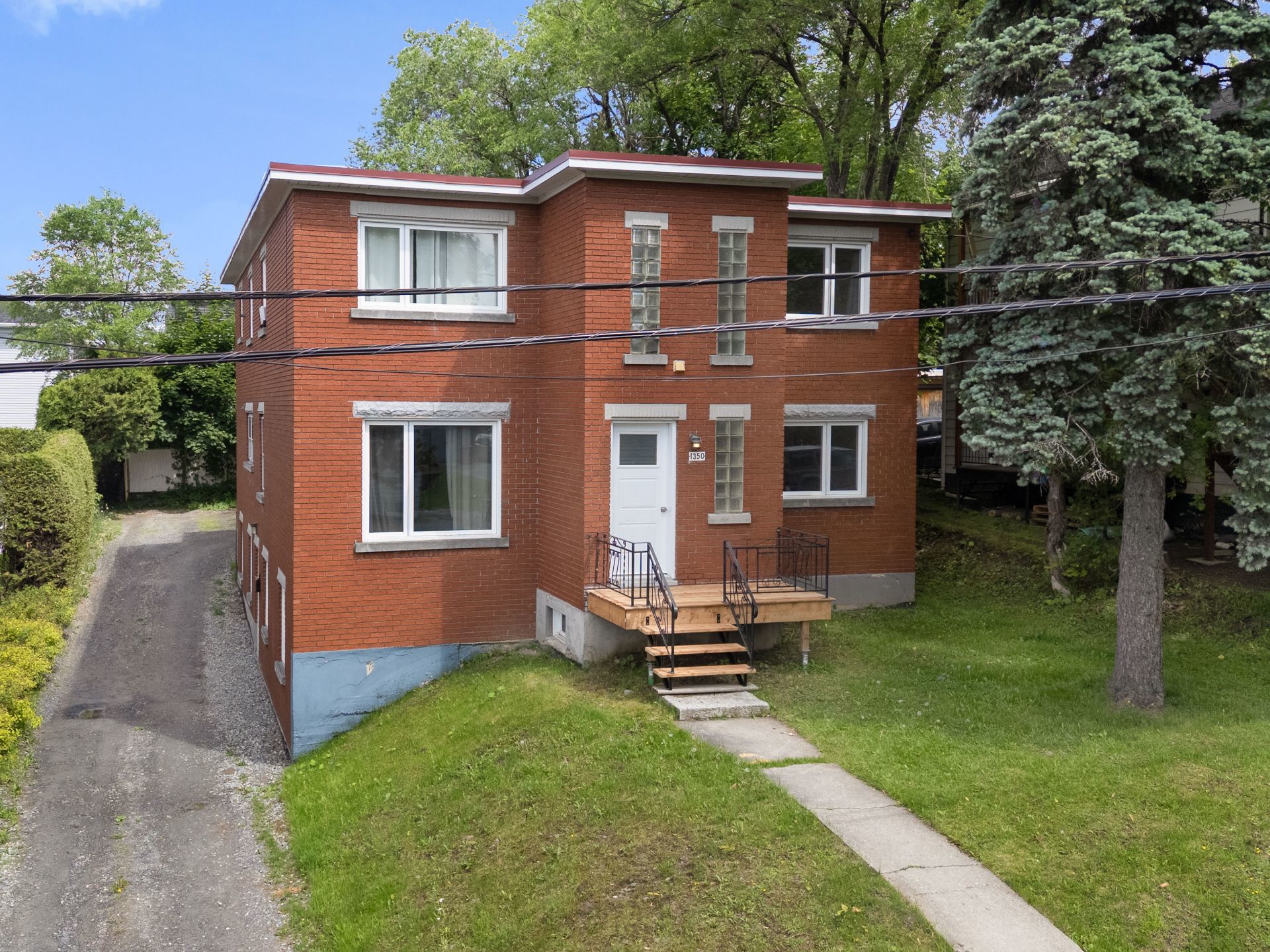 1350 Rue Cabana — photo 2